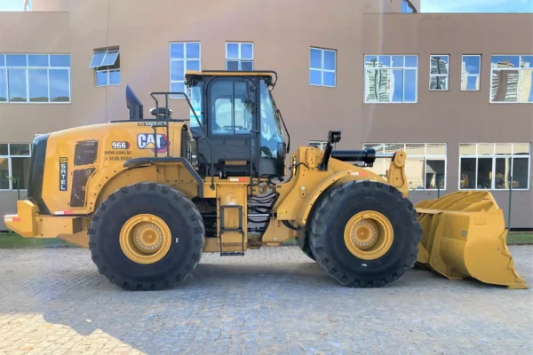 carregadeira-cat-966-1.jpeg
